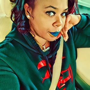 Meet your Posher, Natasha